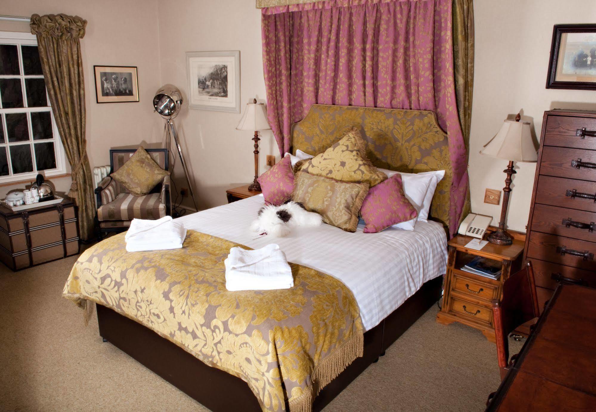 Hotel Wild Boar Estate à Bowness-on-Windermere Extérieur photo